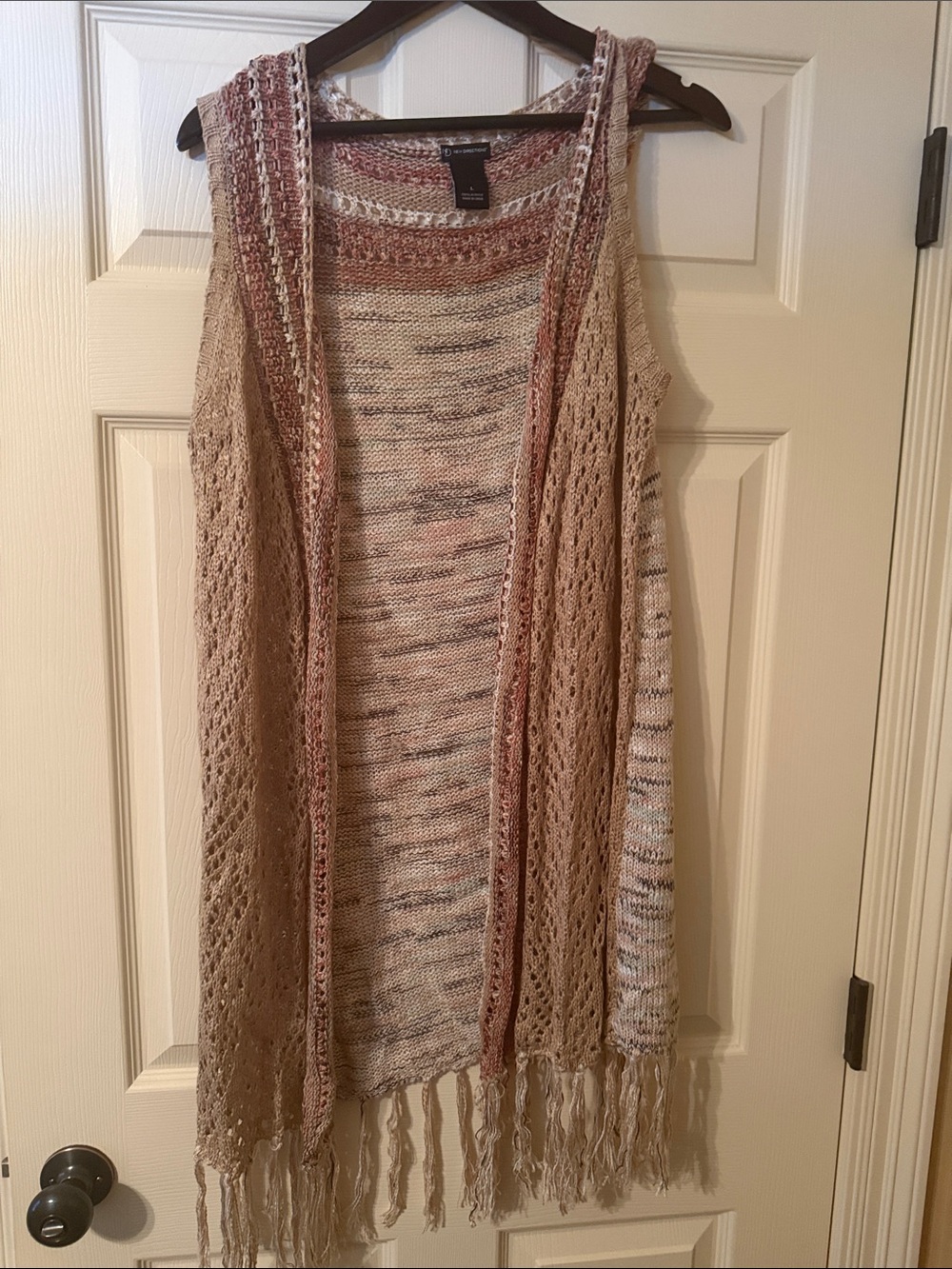 New Directions Pink & Cream Open-Weave Fringe Vest